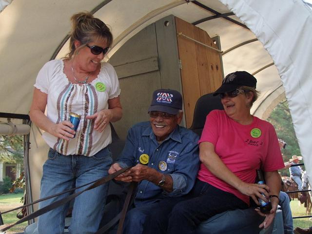 032-Debbie, Fred & Robyn.jpg